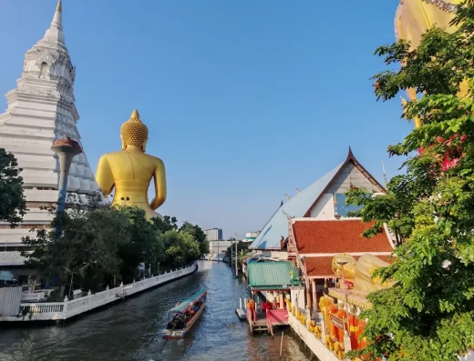 Khlong Bang Luang Market