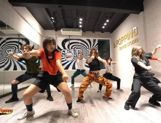 S-popping Dance (Siam Square Soi 2)